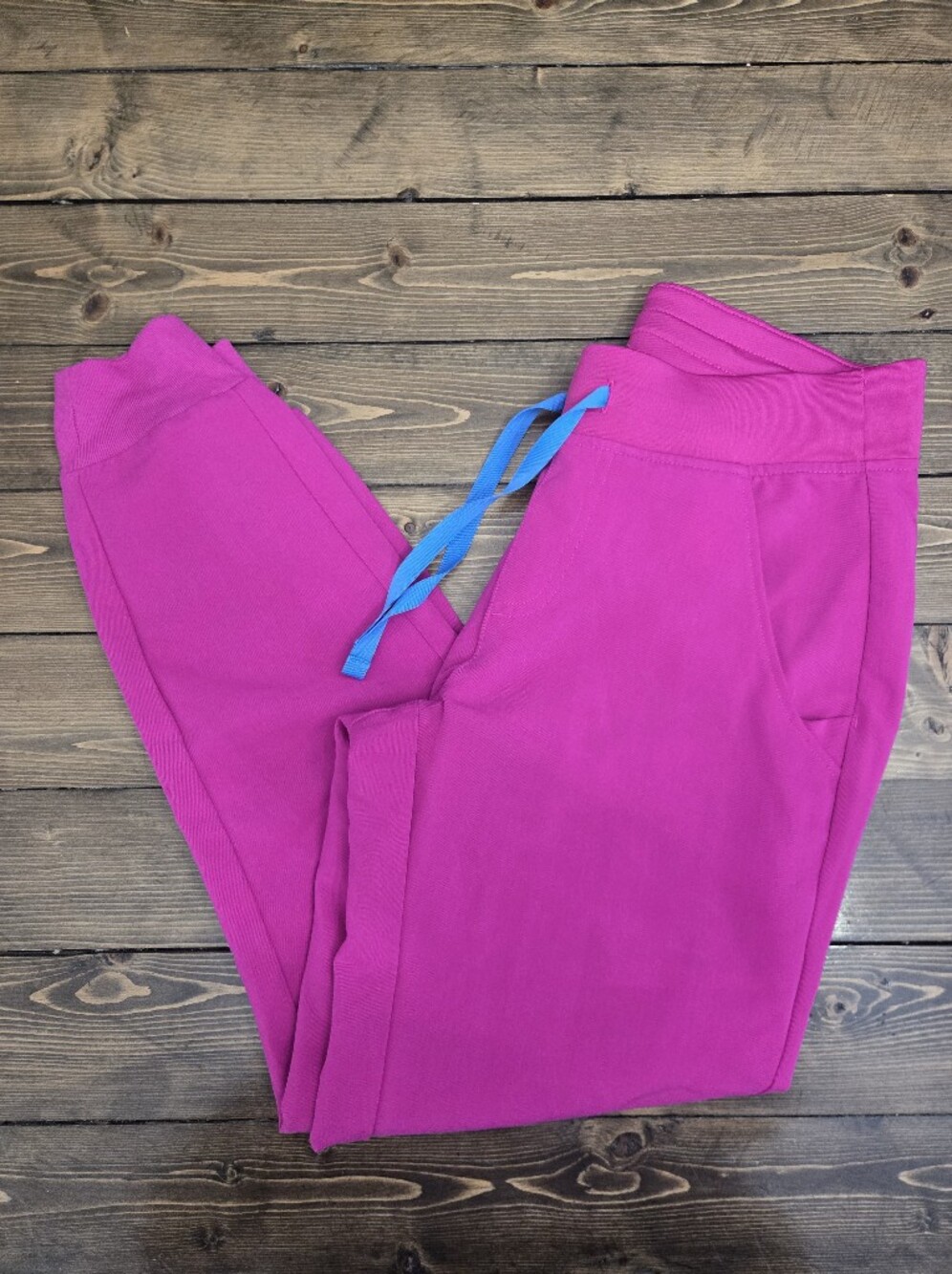 Womens Figs Jogger Srub Pants In Hot Pink Size Xs And Peite